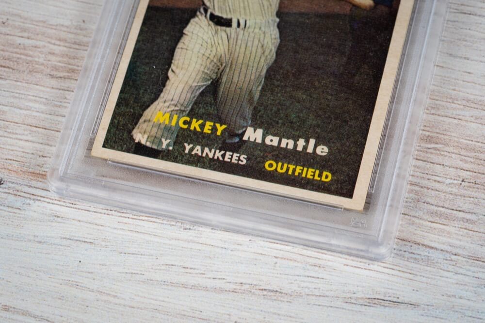 1957 Topps #95 Mickey Mantle Card, Rally