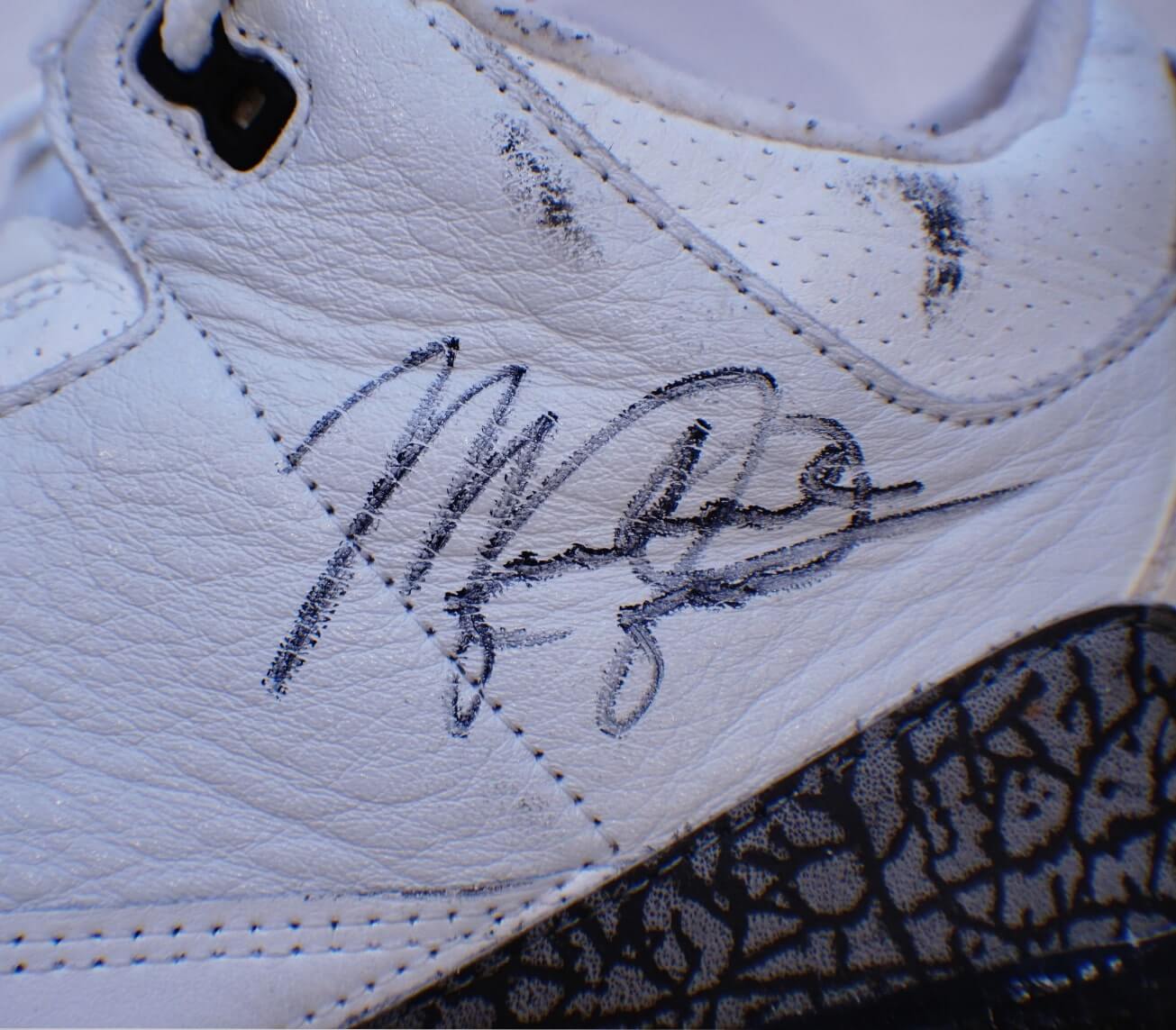 1988 Michael Jordan Nike Air Jordan III Sneakers (Signed) | Rally ...